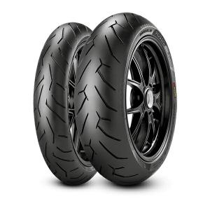 ピレリ　150/60R17 DIABLO ROSSO3 ほぼ新品 送料込み！ DIABLO PIRELLI ROSSO III 150/60R17 M/C 66H TL リア 正規品