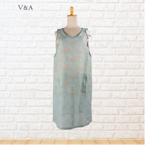 母の日 エプロン V＆A おしゃれ 袖なし割烹着（グリーン）リバーフラワー｜apron-mamma