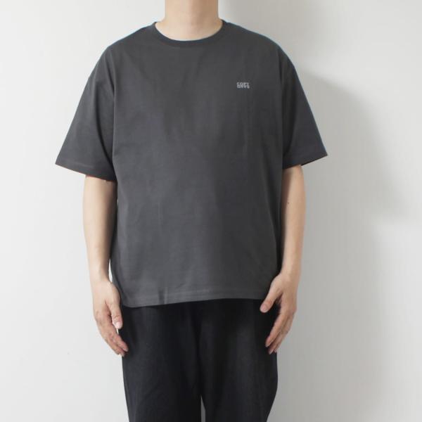 amne アンヌ Tシャツ COPY BAND Tee  カーボン