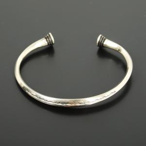 TUAREG JEWELRY トゥアレグ ジュエリー バングル A11 : O.L.D - 通販