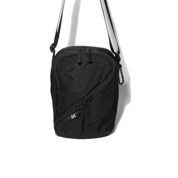 ist. イスト Zファスナー ショルダーバッグ サコッシュ ist.-SB  ブラック