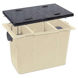 前澤化成工業　床置型　FRP製　グリーストラップ GT-30F　 容量30L 前澤化成工業 GT-B37P（人荷重鉄蓋） FRP製グリーストラップ パイプ