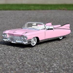 ミニカー 1/18 ACME 1957 シボレー・ベルエア 赤色Mr. Gasser 1957