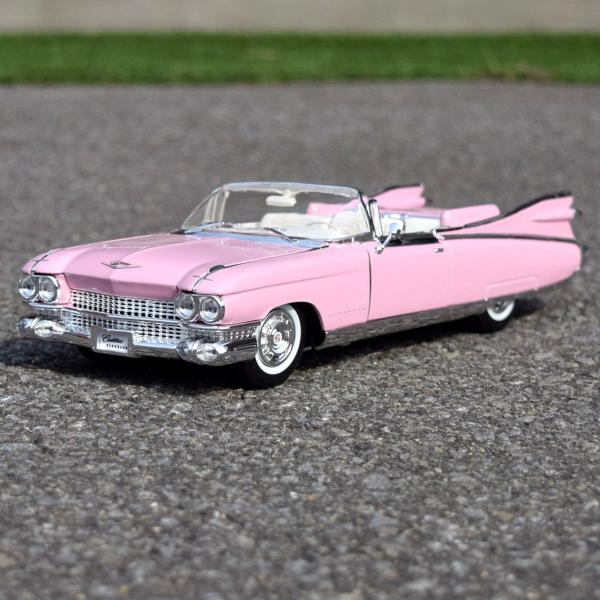 キャデラック　1959 Cadillac　ダイキャストモデル　モーターサイクル　ミニカー　ピンク　M...