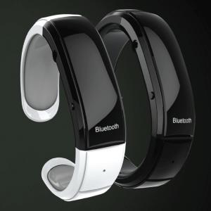 ブルートゥース 最新型 Bluetooth 腕時計 着信通知ブレスレット 通話可能ブレスレット 着信番号 名前表示可 iPhone対応 送料無料
