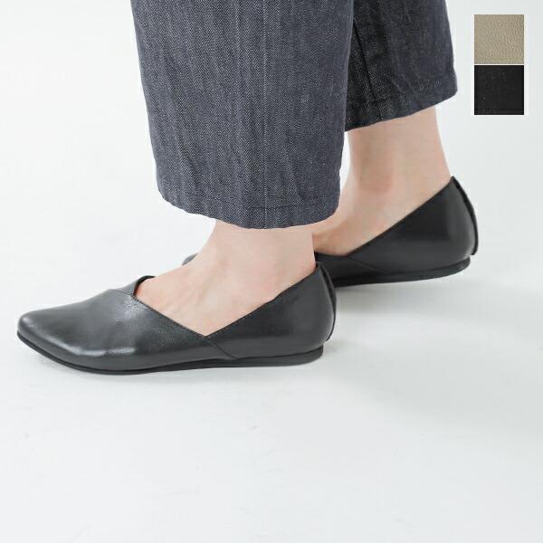 ユウコイマニシプラス yuko imanishi+  ゴートレザー ポインテッドトゥ フラットシュー...