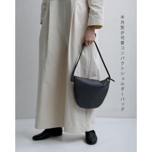 ユッキーノ yucchino レザー ハーフム...の詳細画像4