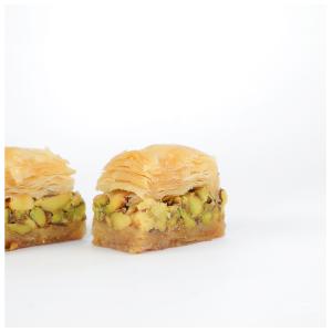 おいしい菓子 ピスタチオ バラクラヴァ240g アラビック スィーツ代表格の人気のピスタチオ バクラヴァを単品発売 送料無料！