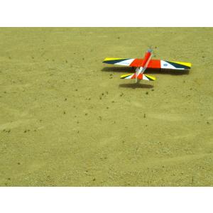 ★レーザーカット　ラジコン飛行機　ＯＳ25搭載　（ヨシオカ　サンデー　低翼） ☆レーザーカット ラジコン飛行機 OS25搭載 （ヨシオカ サンデー 低