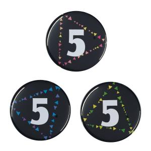 数字缶バッジ-Triangles-  選べる3色 New安全ピンタイプ