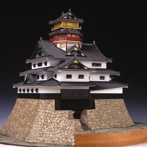 ウッディジョー木製建築模型1/150安土城天守閣