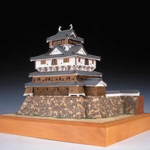 ウッディジョー ウッディジョー木製建築模型1/150岩国城レーザー ウッディジョー ウッディジョー木製建築模型1/150岩国城レーザー