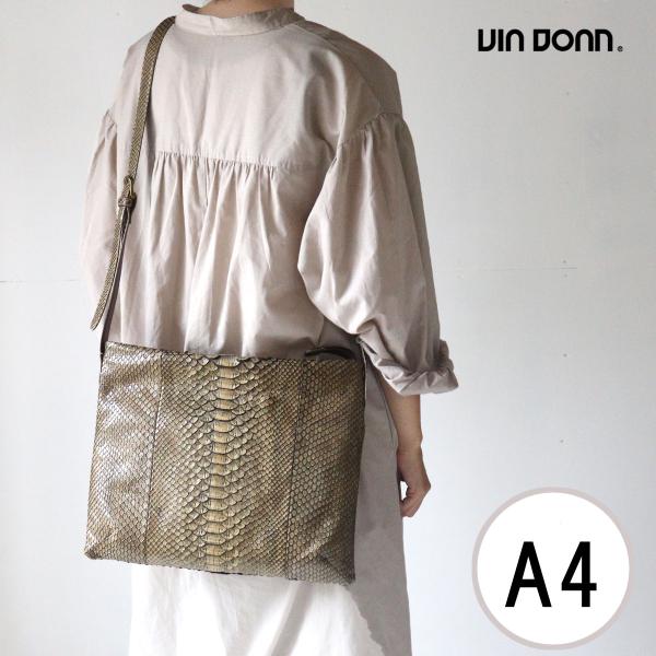 A4ショルダーバッグ 横型 薄マチ VIA DOAN(ヴィアドアン)Antique python(ア...