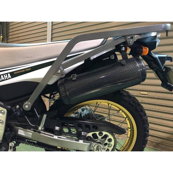 セロー専用丸形ケース FRP/カーボン柄 蓋付/径115ミリ×長365ミリ