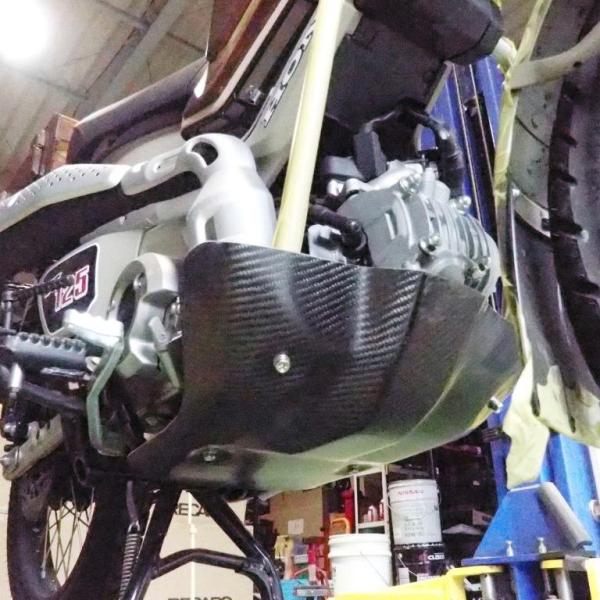 Largeアンダーガード FRP/カーボン for ハンターカブ(CT125 JA55)