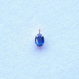 K18　カイヤナイト 天然石 チャーム・ペンダントトップ オーバル　(7ｘ5ｍｍ)｜arnavgems