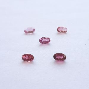 天然石ルース（裸石）・トルマリン / オーバルカット【約5x3mm】ファセットカット（1粒）｜arnavgems