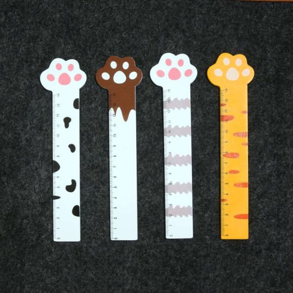 1個-猫の手貸してくれる。木製の猫の手型定規。孫の手にも。 猫 スケール 定規 木製 文房具 cat...