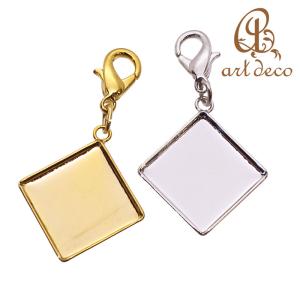 チャーム キーホルダー 角型 スクエア ナスカン 1個 14mm×14mm アクセサリー パーツ ハンドメイド オリジナル 材料 金具 装飾 つまみ細工