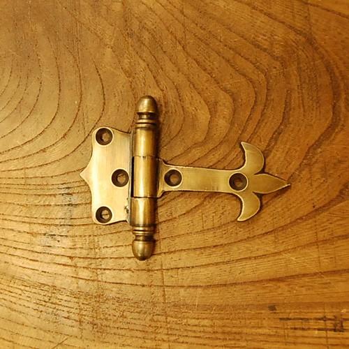 真鍮蝶番 ヒンジ ブラス 丁番 インテリアパーツ 古色仕上げ DIY 店づくり 住まいづくり 家具部...