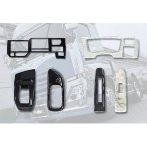 UD17パーフェクトクオン ヘッドライトガーニッシュ : K's FACTORY