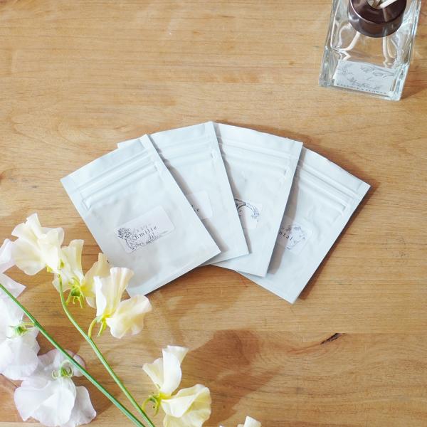 香りテスター ESSENCE＆FLOWER ／ エッセンスアンドフラワー 香りお試しセット 試香紙 ...