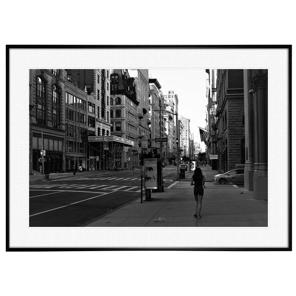 アメリカ写真 ニューヨーク ウーマン・ウォーキング インテリアアート写真額装 S〜Lサイズ AS01...
