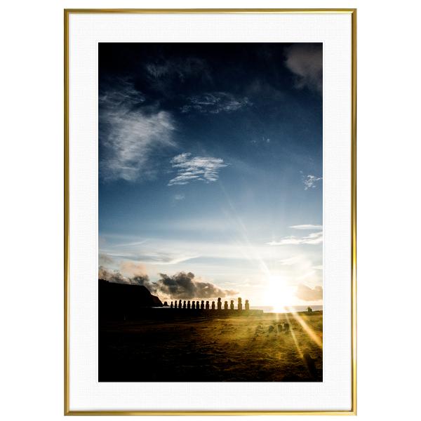 夕日写真 チリ イースター島のモヤイ象 インテリアアートポスター額装 S〜Lサイズ AS1708