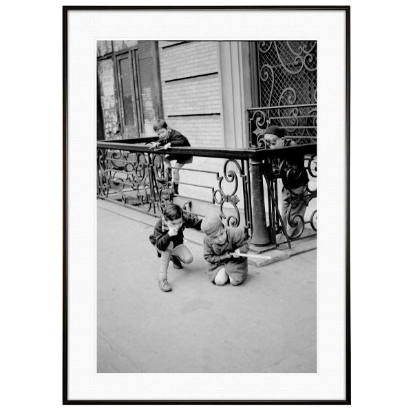 人物写真 1941年のニューヨークで遊ぶ子供たち インテリアモノクロアート額装S〜L 古い写真 ヴィ...