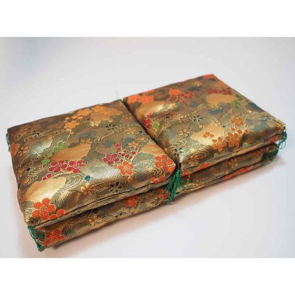 【結】新品未使用品◆綿入り　座卓用正方形座布団４枚組　14ｃｍ角　桐生特上金襴E◆【メール便対応可】