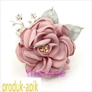 美品 Christian Dior クリスチャンディオール ブローチ メタル ライン