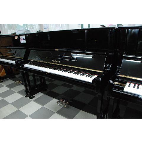 ヤマハ（ＹＡＭＡＨＡ）　ＵＸ１　中古ピアノ