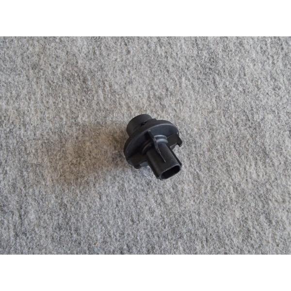 ランドローバー　ディフェンダー　ウインカーソケット　社外品