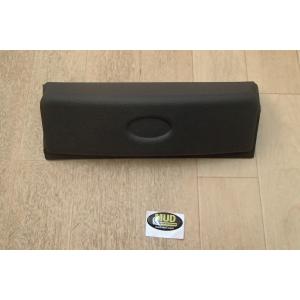 シリーズランドローバー　リアドア rovervelar2017-2.jpg