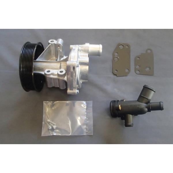 ランドローバー　ディフェンダー　2.4TDCiウォーターポンプ　7A000001〜BA999999　...