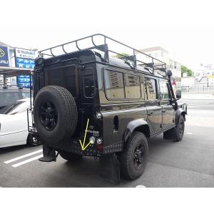 ランドローバー ディフェンダー マッドフラップ 左後 110用 ステー付
