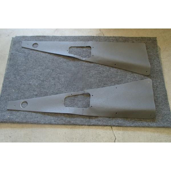 ランドローバー　ディフェンダー　ウィングトップチェッカープレートガスケット　左右セット　〜２００６　...