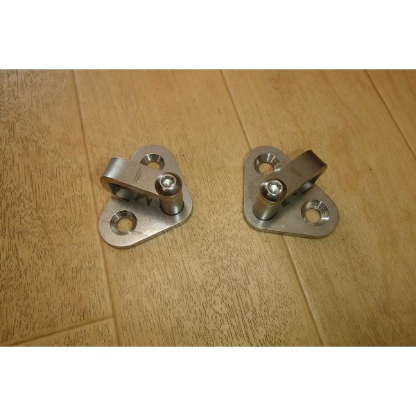 ランドローバー　ディフェンダー　X-Trouser　ステンレスドアストライカー　2個セット