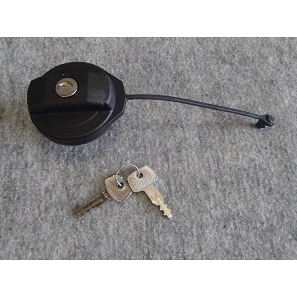 ランドローバー　ディフェンダー　給油口キャップ　XA〜（1999MY以降）の300Tdi・Td5・T...