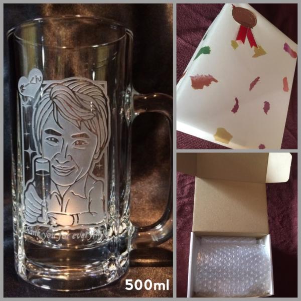 500ml 似顔絵彫刻ビールジョッキ（両面彫刻・1名様似顔絵・ギフト箱上紙ラッピング有り/下絵確認有...