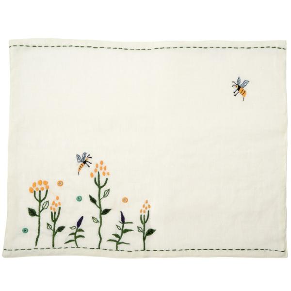 (在庫限り)ミラー刺繍プレイスマット　ミツバチ柄(白)(メール便対応)