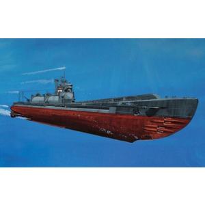 青島文化教材社 1/700 艦船 フルハルモデル 伊 400号潜水艦