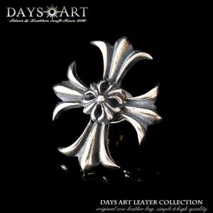 アクセサリー パーツ シルバー925 百合の紋章小シルバーパーツ