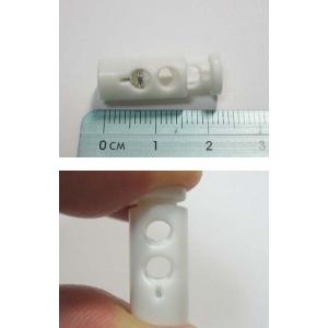 コードストッパー プラスチック 2穴 縦型 ダ...の詳細画像1