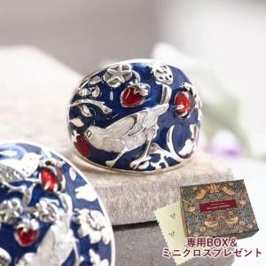 ブローチ おしゃれ グリーンアンバー 琥珀 ペンダント レディース