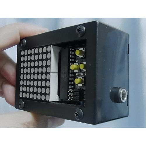 流れるLED文字盤（緑）　樹脂ボックス　2.1mmDCジャック引き出し単発仕様（タカチSW-85B使...