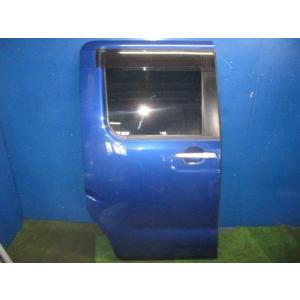 ピクシスメガ DBA-LA700A 右リアドア B58   67003-B2230