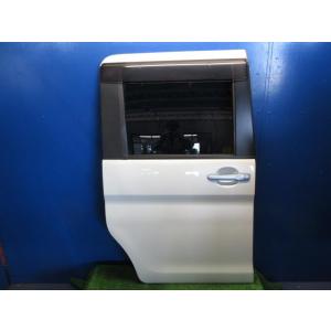 タント DBA-LA600S 右リアドア W24   67003-B2210