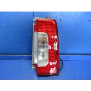 タント DBA-LA600S 右テールランプ R59 コイト 220-51391 81551-B23...