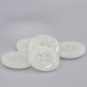 ボタン プラスチックボタン 11.5mm 1個入 釦 表4つ穴 白 ホワイト  シャツ ブラウス カーディガン 向 手芸 通販 日本製｜assure-2
